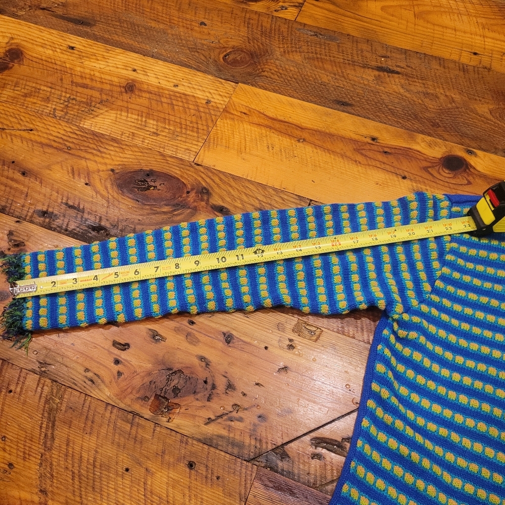 Colorful Peacock Themed Long Cardigan - Picture 14 of 15